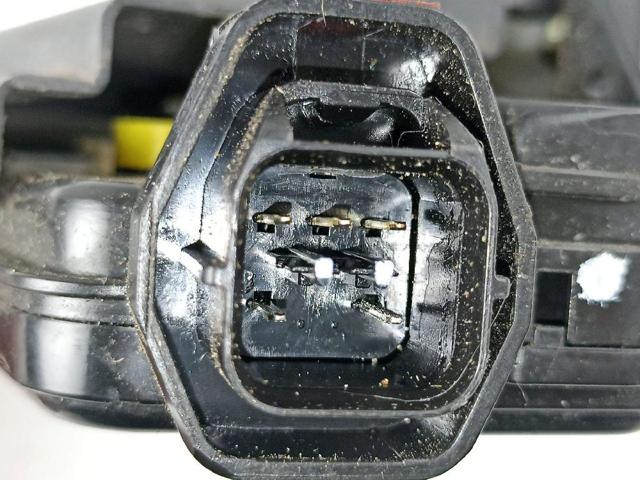 HYUNDAI 813102E010 Cerradura de puerta delantera izquierda  comprar en Ponferrada