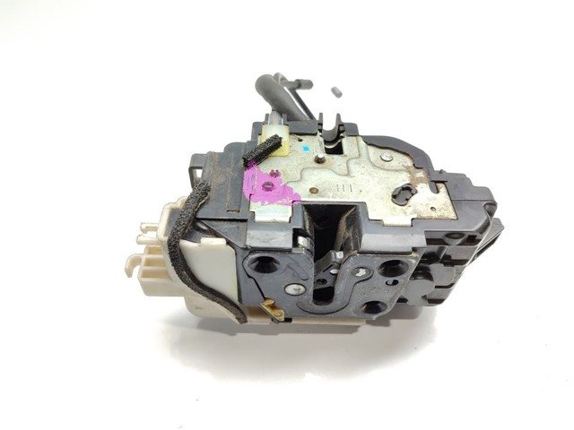813102L020 HYUNDAI Cerradura  en stock Huelva