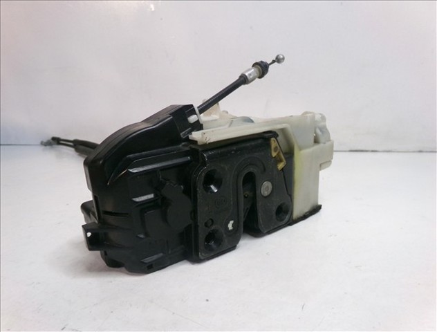 HYUNDAI 813102L020 Cerradura de puerta delantera izquierda  comprar en Murcia