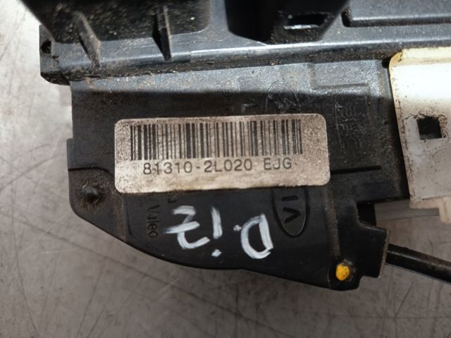 Cierre de la puerta delantera izquierda 813102L020 HYUNDAI