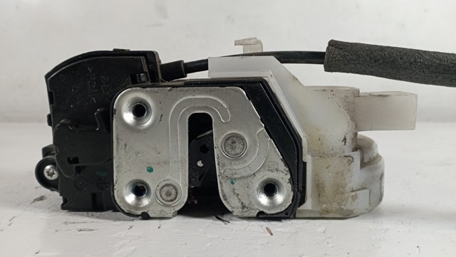 813102Y000 HYUNDAI Cerradura de puerta delantera izquierda  disponible Vigo