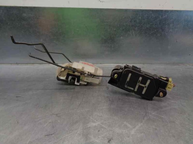 Cerradura de puerta delantera izquierda 8131038002 Hyundai/Kia