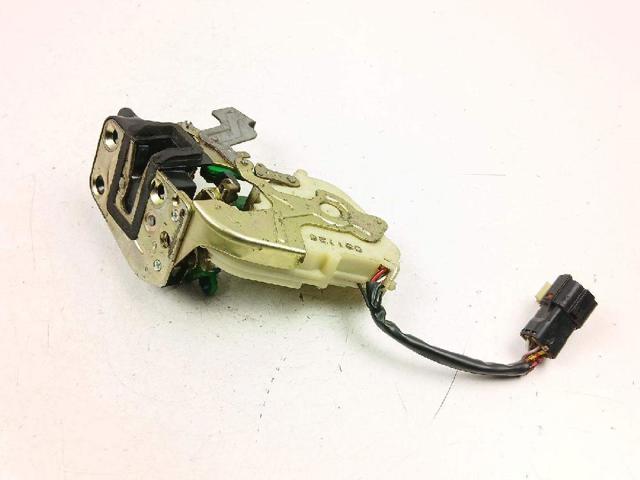 Cerradura de puerta delantera izquierda KIA Sorento  (JC)