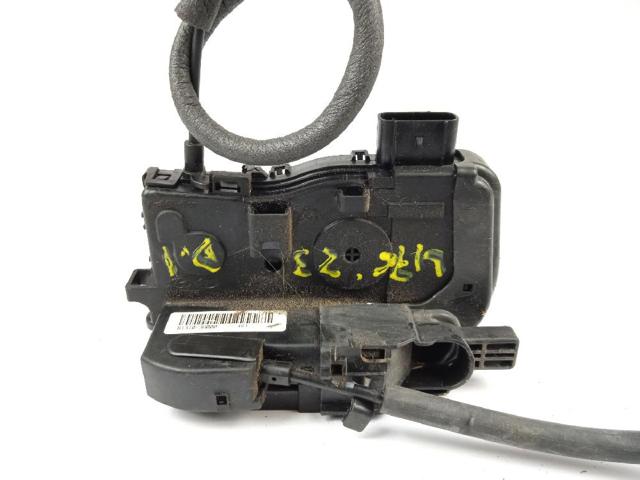 813103U000 Cerradura de puerta delantera izquierda  comprar en Zaragoza