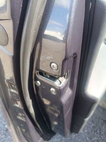 813103U000 HYUNDAI Cerradura de puerta delantera izquierda  comprar en Oviedo