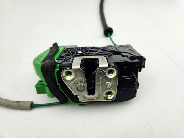 813103Z000 Cerradura de puerta delantera izquierda  disponible Málaga