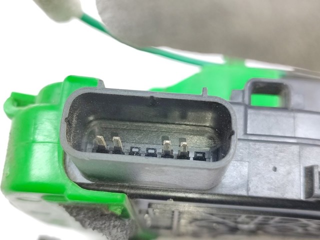 813103Z000 HYUNDAI Cerradura de puerta delantera izquierda  comprar en Oviedo