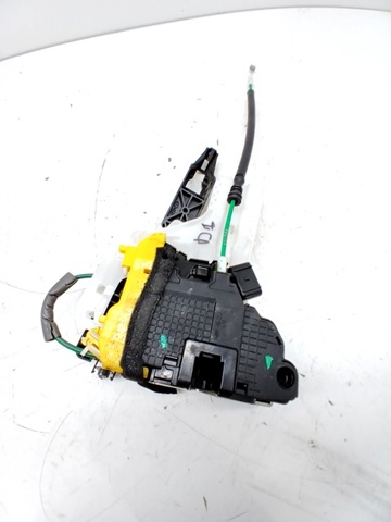 81310A6000 Cerradura de puerta delantera izquierda  disponible Málaga