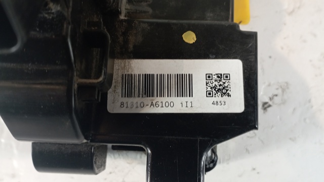 81310A6100 HYUNDAI Cerradura de puerta delantera izquierda  disponible Ourense