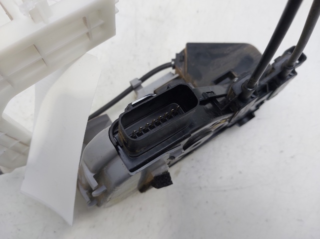 81310G2010 HYUNDAI Cerradura de puerta delantera izquierda  disponible Alicante