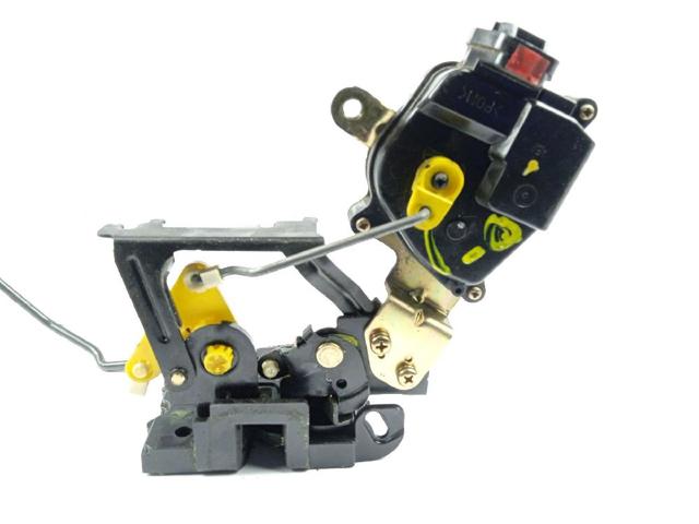 Cerradura de puerta delantera izquierda KIA Rio 2 JB