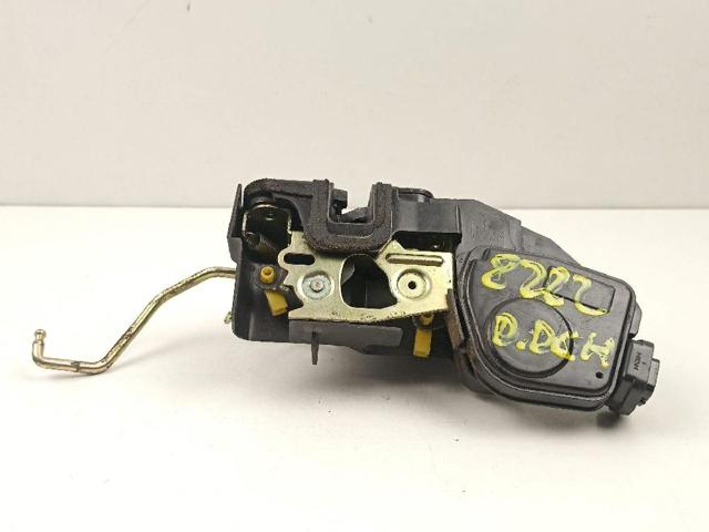 8132017120 Cerradura de puerta delantera derecha  disponible Málaga