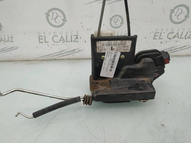 813201F010 HYUNDAI Cerradura de puerta delantera derecha  comprar en Lleida