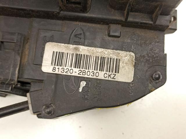 HYUNDAI 813202B030 Cerradura de puerta delantera derecha  en stock Valencia