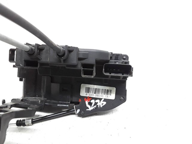 813202B030 Cerradura de puerta delantera derecha  en stock Sabadell