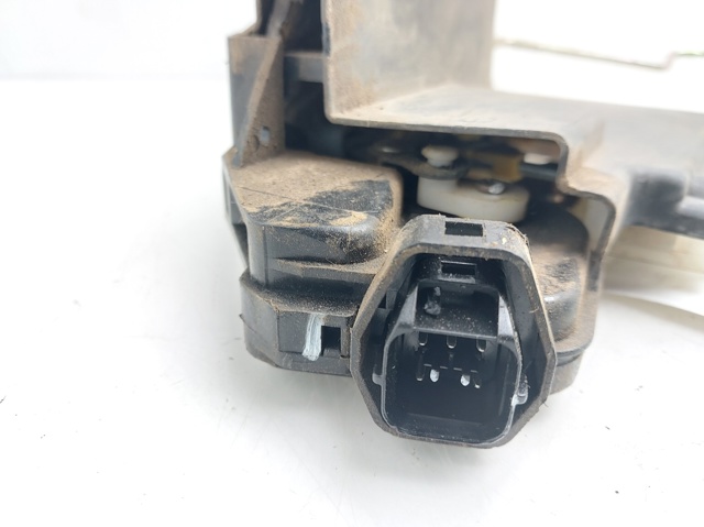 813202E000 HYUNDAI Cerradura de puerta delantera derecha comprar Alcalá