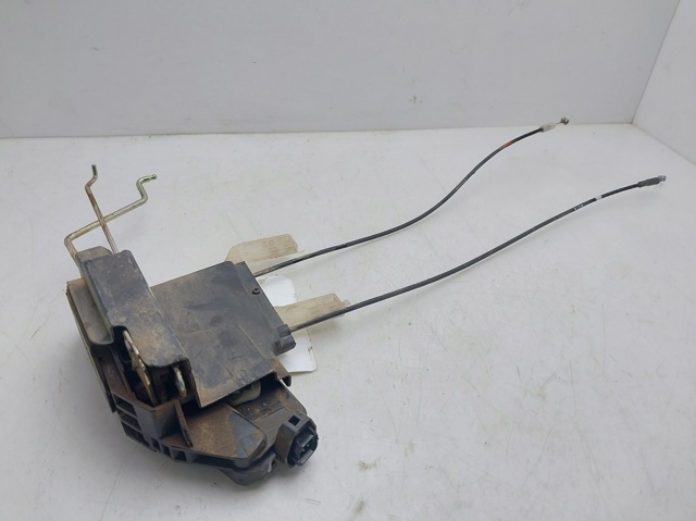 HYUNDAI 813202E000 Cerradura de puerta delantera derecha  en stock Valencia