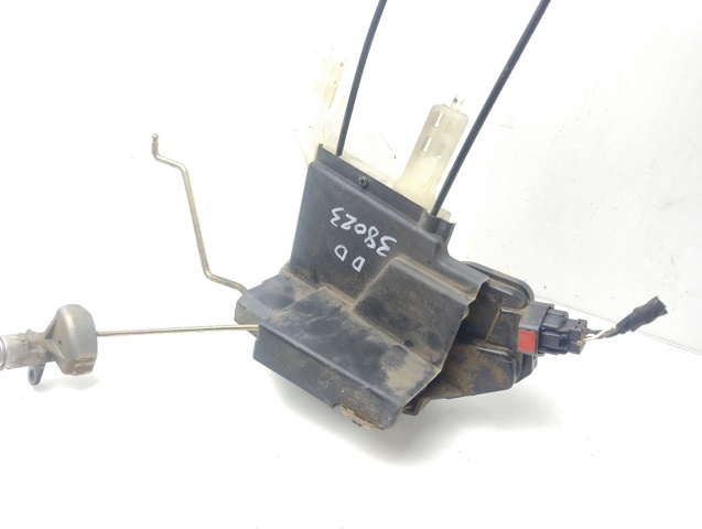 813202E000 Cerradura de puerta delantera derecha  comprar en Pontevedra