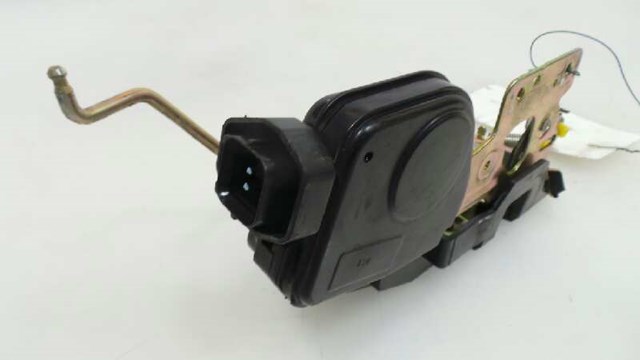 813202E000 HYUNDAI Cerradura de puerta delantera derecha  comprar en Lleida