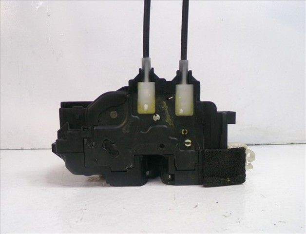 813202L030 Cerradura de puerta delantera derecha comprar Sevilla