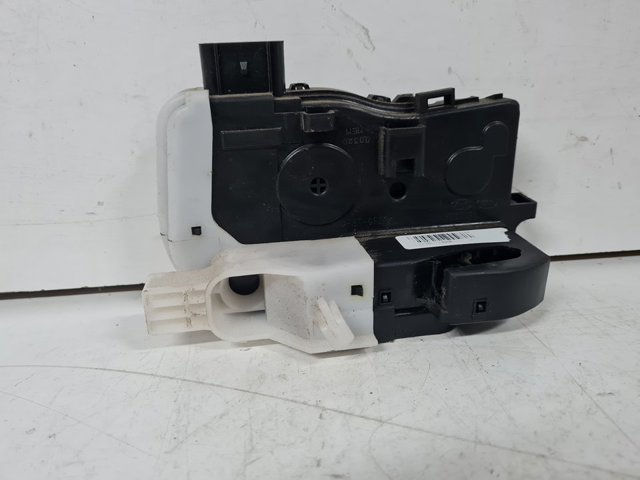 813202Y000 HYUNDAI Cerradura de puerta delantera derecha  disponible Alicante