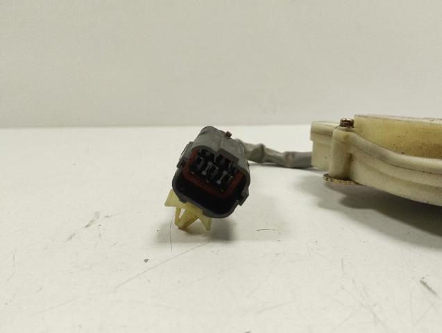 HYUNDAI 813203E010 Cerradura de puerta delantera derecha comprar Barcelona