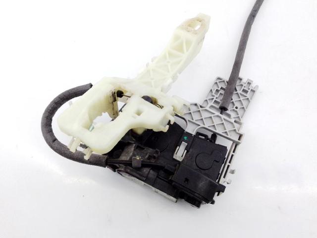813203U010 Cerradura de puerta delantera derecha comprar Almería