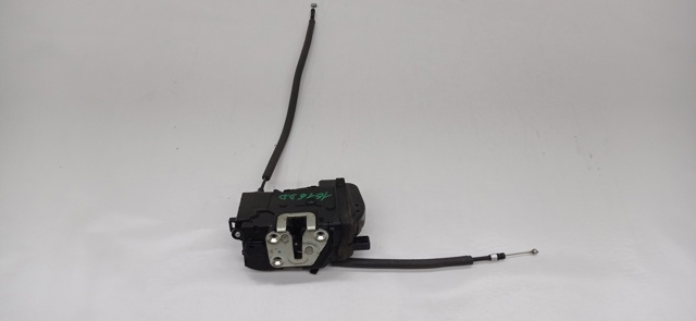 813203U010 HYUNDAI Cerradura de puerta delantera derecha  comprar en Lleida