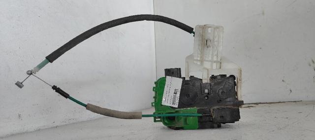 HYUNDAI 813203Z020 Cerradura de puerta delantera derecha  disponible Lugo