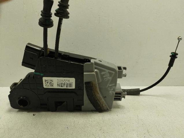 81320D3000 HYUNDAI Cerradura de puerta delantera derecha  en stock Huelva