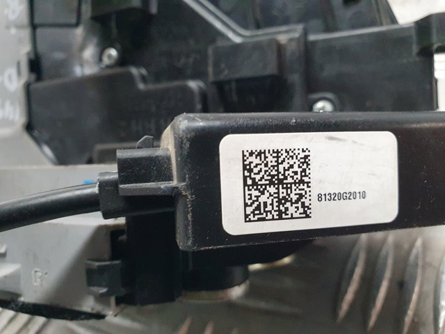 81320G2010 Cerradura de puerta delantera derecha  disponible Málaga