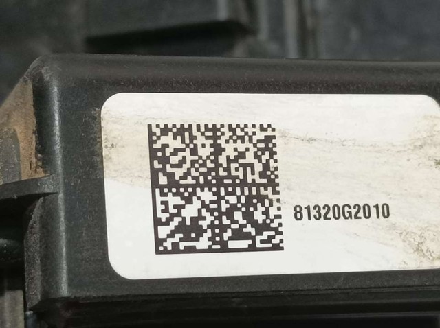 81320G2010 Cerradura de puerta delantera derecha comprar Almería