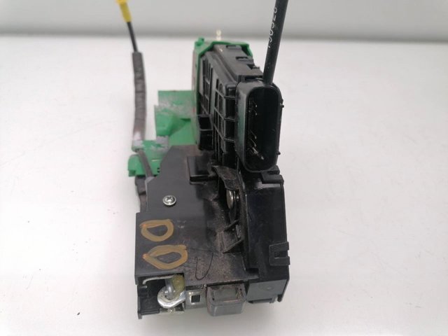 81320G3050 Cerradura de puerta delantera derecha  comprar en Pontevedra