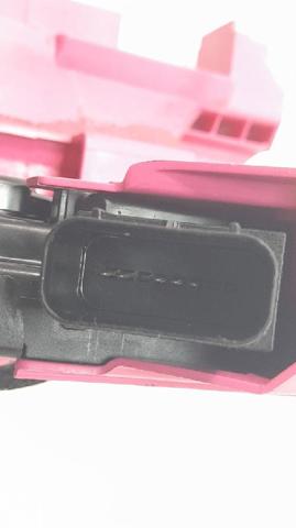 81320N7000 Cerradura de puerta delantera derecha comprar Girona
