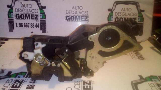 8141017101 HYUNDAI Cerradura de puerta trasera izquierda  en stock Gandía
