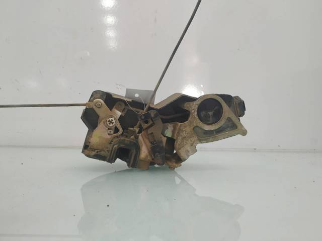 HYUNDAI 8141017101 Cerradura de puerta trasera izquierda  en stock Valencia