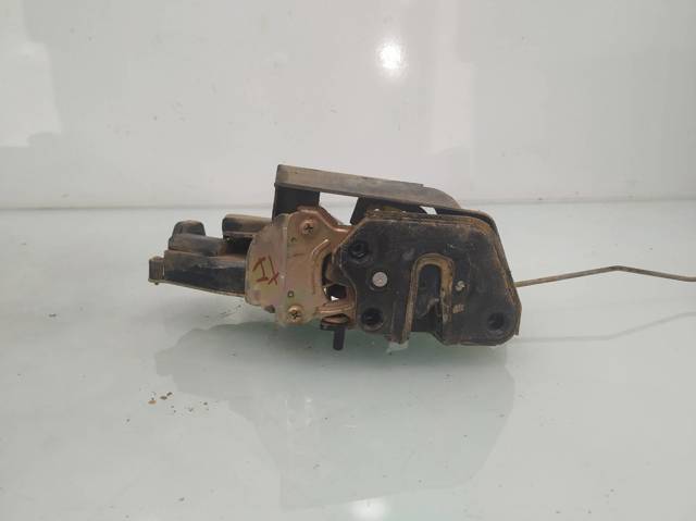 HYUNDAI 8141017101 Cerradura de puerta trasera izquierda  en stock Terrassa