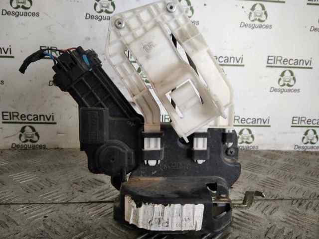 814101D010 HYUNDAI Cerradura de puerta trasera izquierda  comprar en Lleida