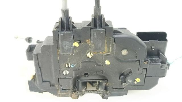 814102B000 Cerradura de puerta trasera izquierda  en stock Sabadell