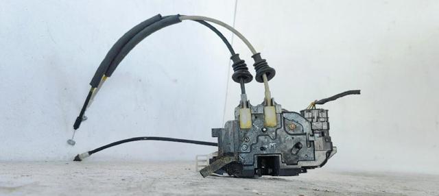 814102L000 Cerradura de puerta trasera izquierda  disponible Utrera