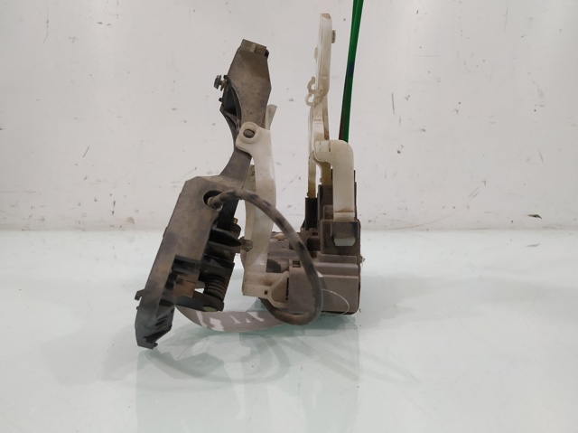 814102L000 Cerradura de puerta trasera izquierda comprar Almería