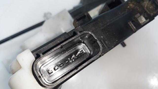 HYUNDAI 814102Y010 Cerradura de puerta trasera izquierda  en stock Terrassa