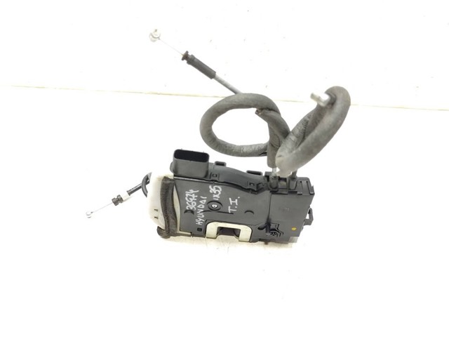 814102Y010 Cerradura de puerta trasera izquierda  en stock Castellón