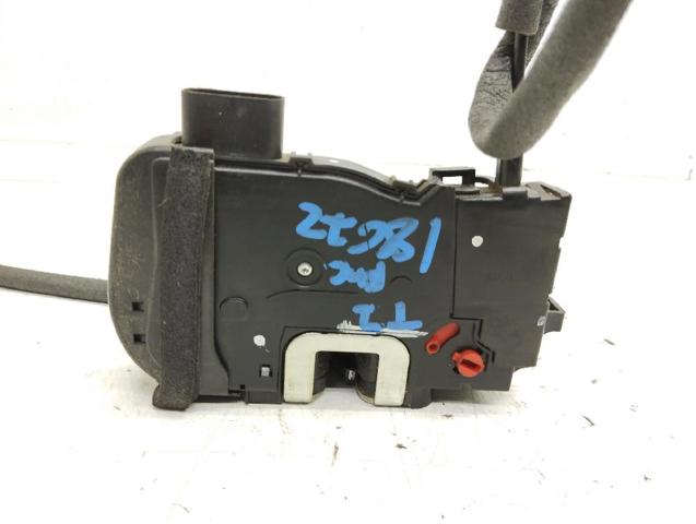 814103U000 Cerradura de puerta trasera izquierda  disponible Málaga