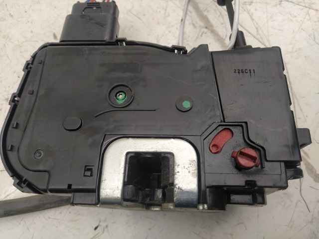 814103U000 HYUNDAI Cerradura de puerta trasera izquierda comprar Alcalá