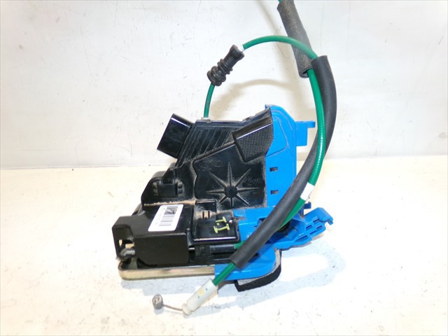 81410A6000 HYUNDAI Cerradura de puerta trasera izquierda comprar Madrid