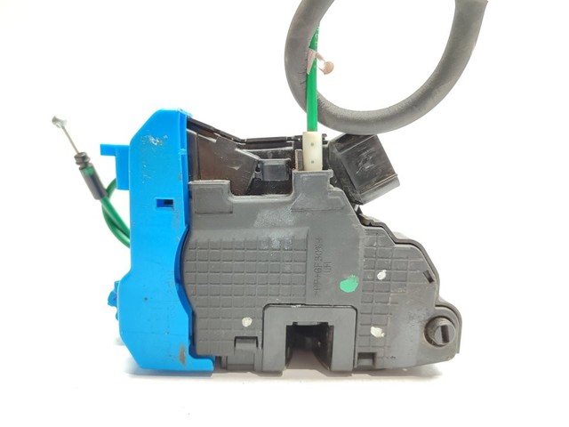 81410A6000 Cerradura de puerta trasera izquierda  en stock Granada