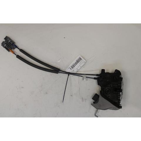 81410J9000 Cerradura de puerta trasera izquierda  en stock Castellón