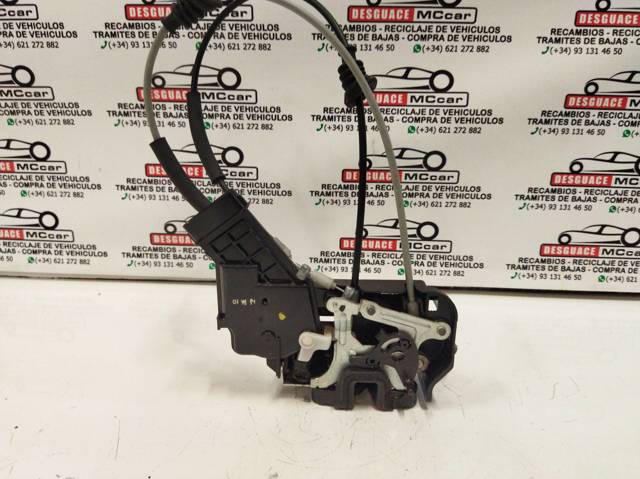 814201D010 HYUNDAI Cerradura de la puerta trasera derecha  comprar en Lleida
