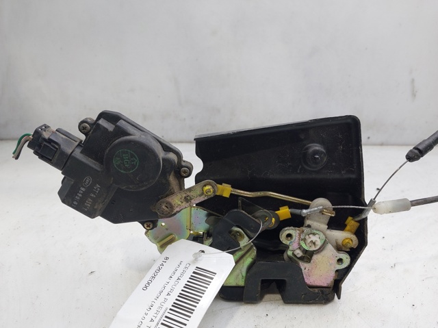 HYUNDAI 814202E000 Cerradura de la puerta trasera derecha  en stock Salamanca